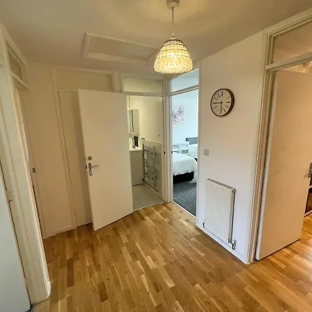 Stylish Apartment In City Centre Oxford Exterior foto